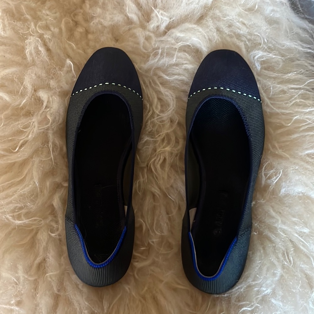 Retired Rothy’s “The Square” size 9.5